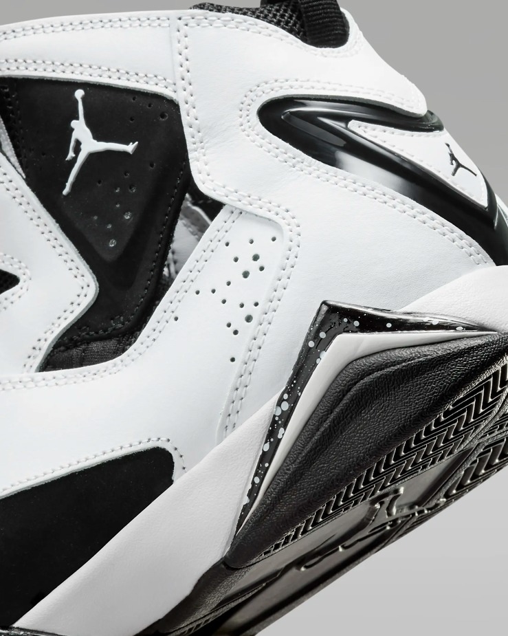 最新☆ジョーダンシューズ！☆Jordan True Flight☆お早めに！ 最新☆ジョーダンシューズ！☆Jordan True Flight☆お早めに