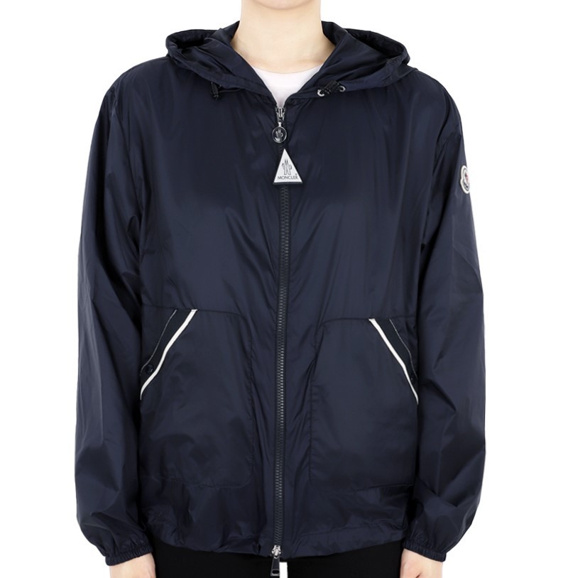 【MONCLER】FILIRIA HOODED JACKET