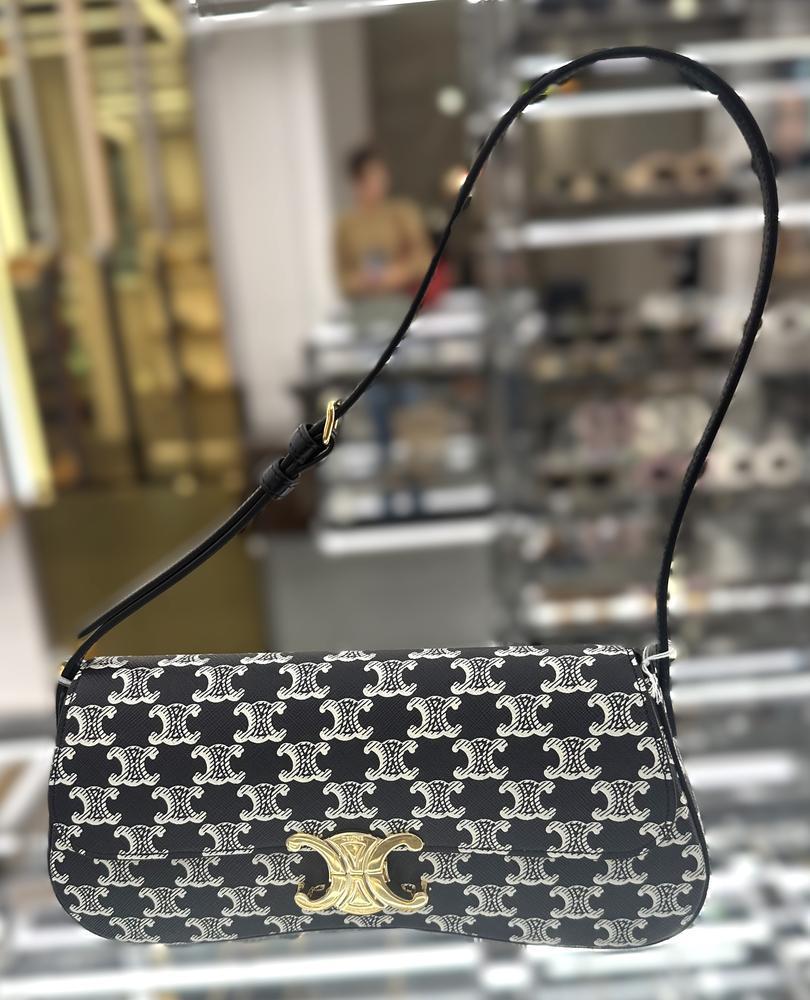 CELINE 上品 ミディアム ローラ 2WAY ショルダーバッグ 黒 LOLA CELINE 上品 ミディアム ローラ 2WAY ショルダーバッグ 黒 LOLA
