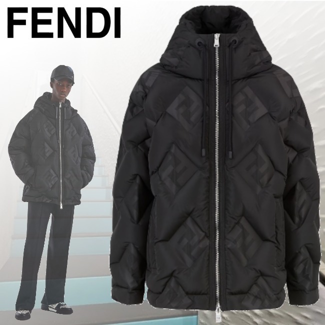 FENDI【新作】 Doudoune/ナイロンダウンジャケット ☆追跡付き