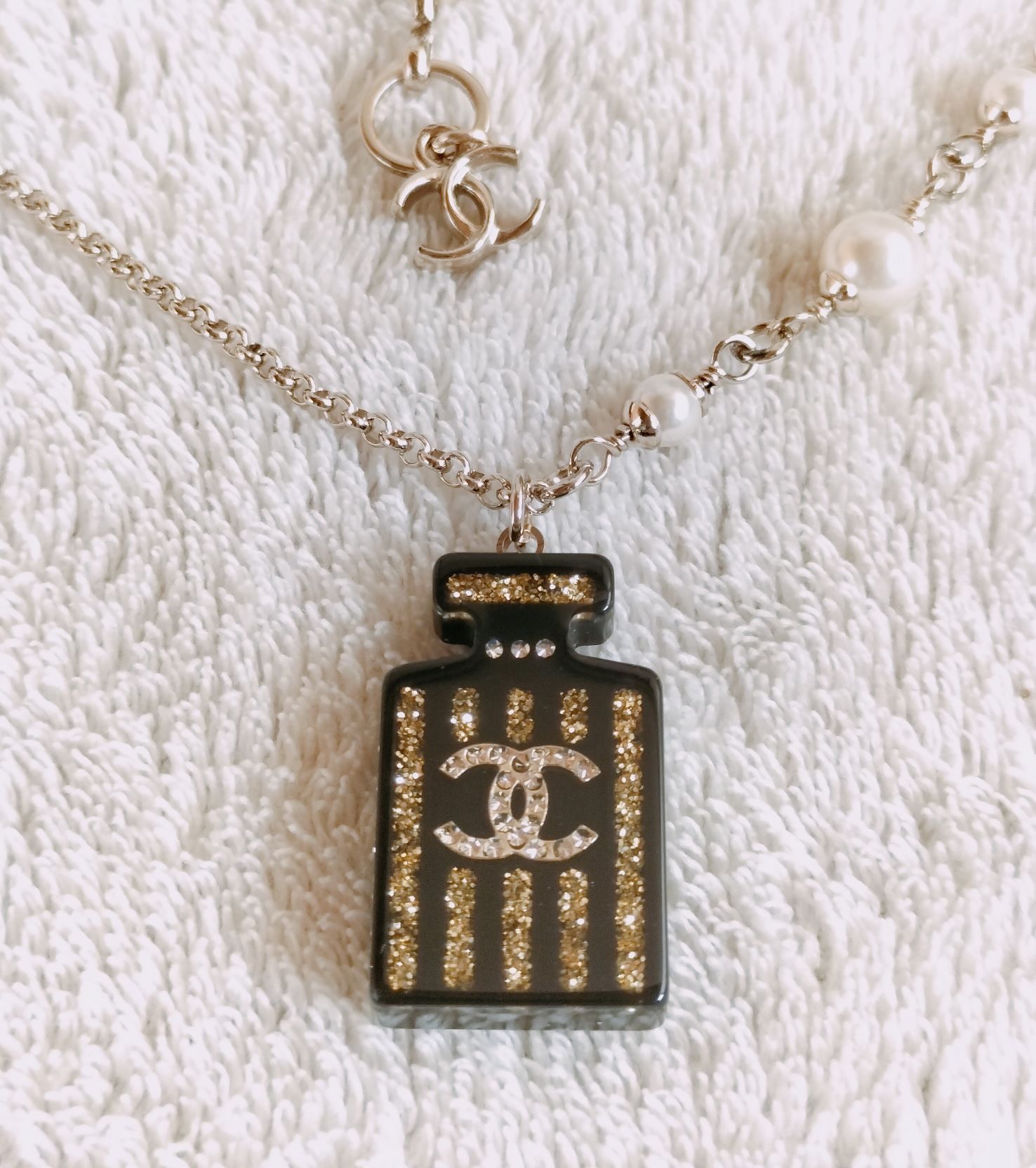 国内発送!!希少CHANEL『N゜5』キラキラMINI香水ボトルネックレス