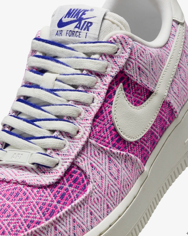最新エアフォース☆話題沸騰中Nike Air Force 1 '07☆お早めに！ 新エアフォース☆話題沸騰中☆Nike Air Force 1 '07☆お早めに