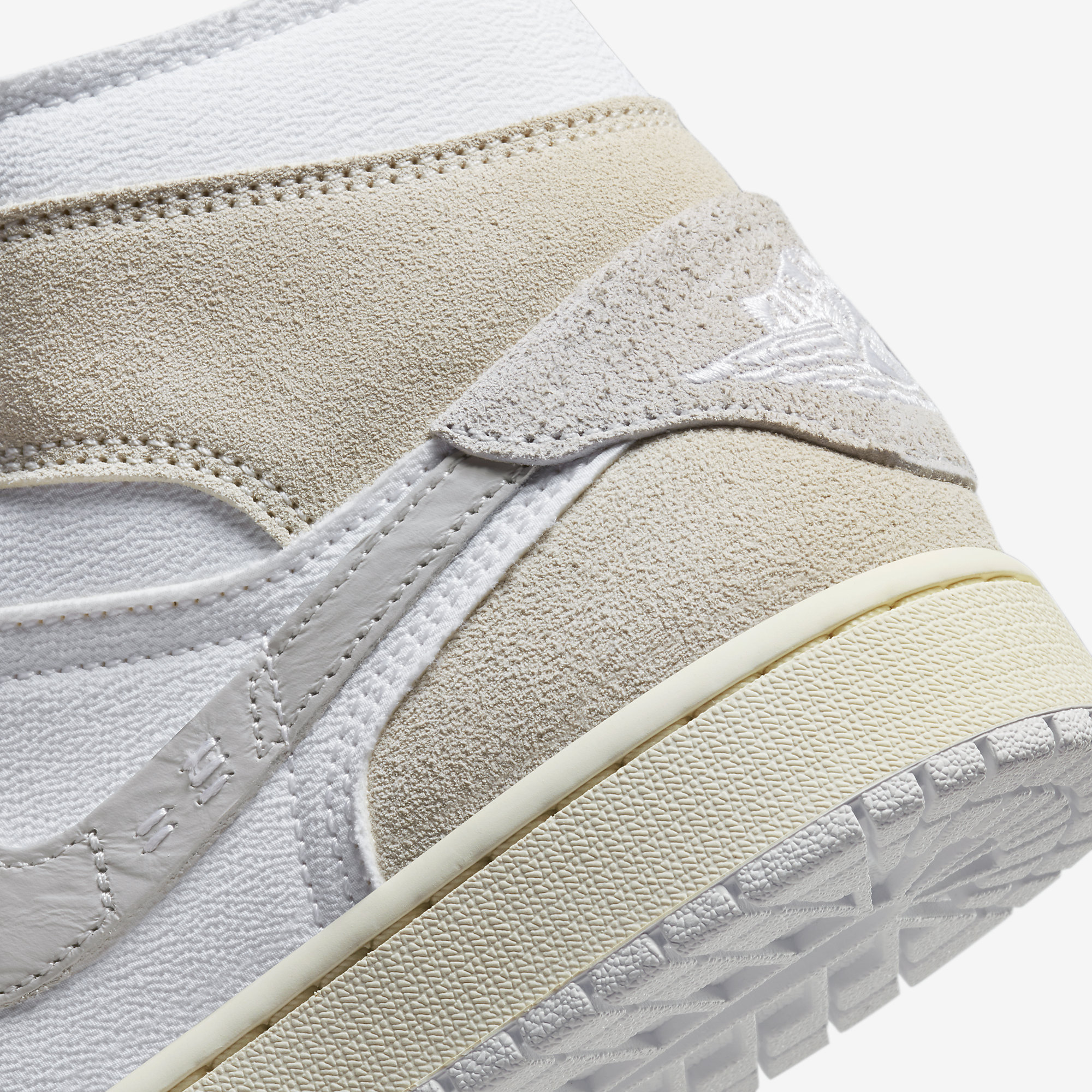 ◆正規品◆NIKE AIR JORDAN 1 MID SE CRAFT◆関税/送料込◆人気 Nike air jordan 1 mid se craft • Compare prices »