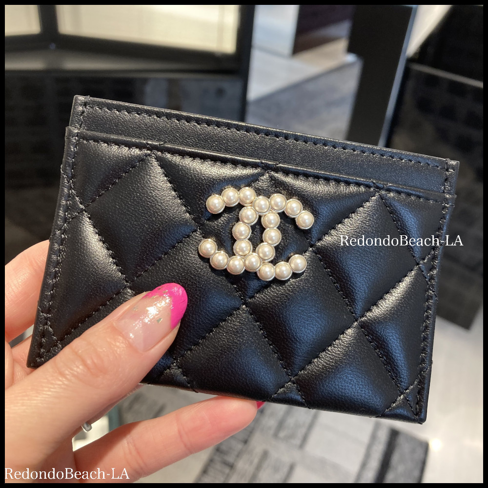 【上品なパールに釘付け】CHANEL★カードケース★ドットが可愛い