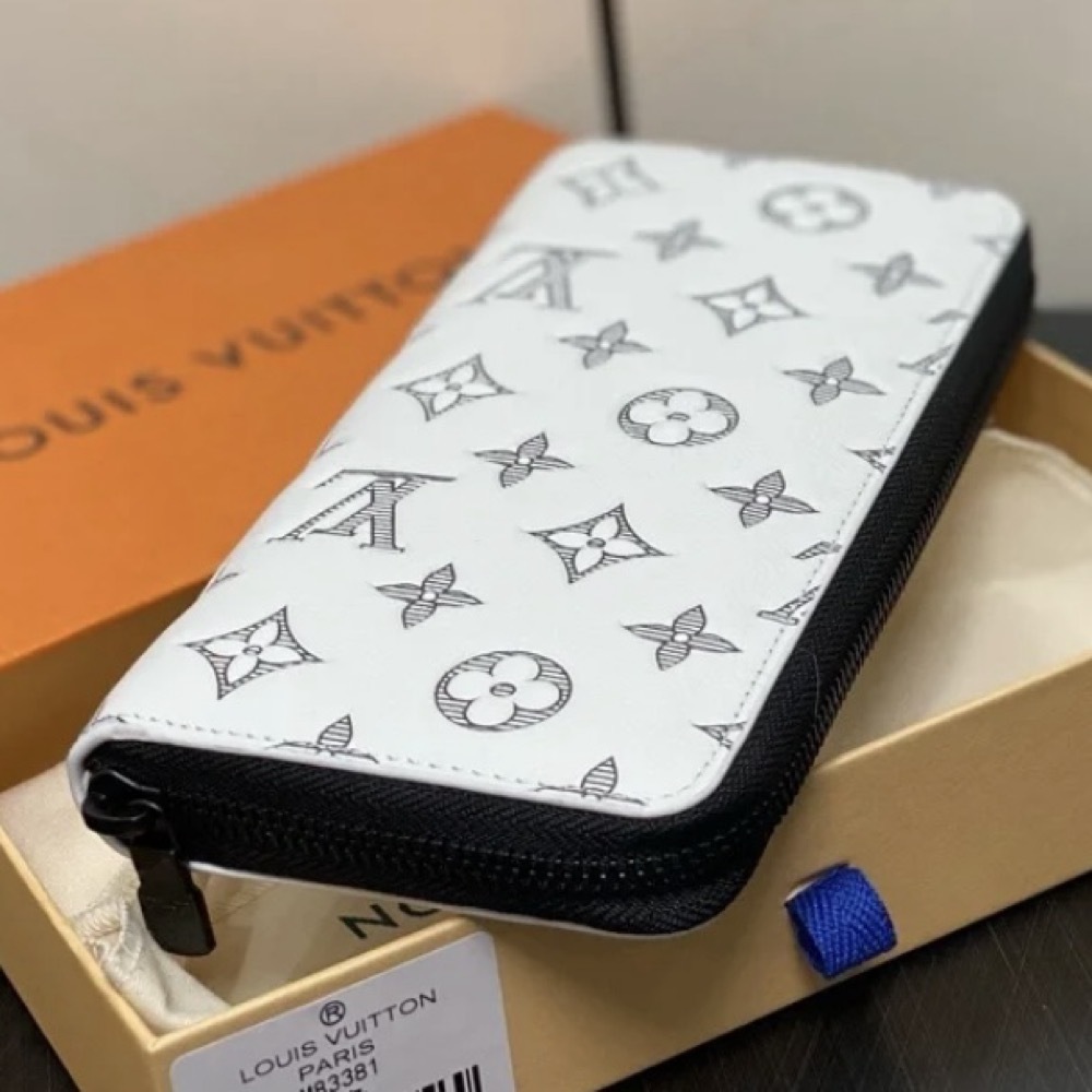 クール☆【Louis Vuitton】ジッピーウォレット・ヴェルティカル