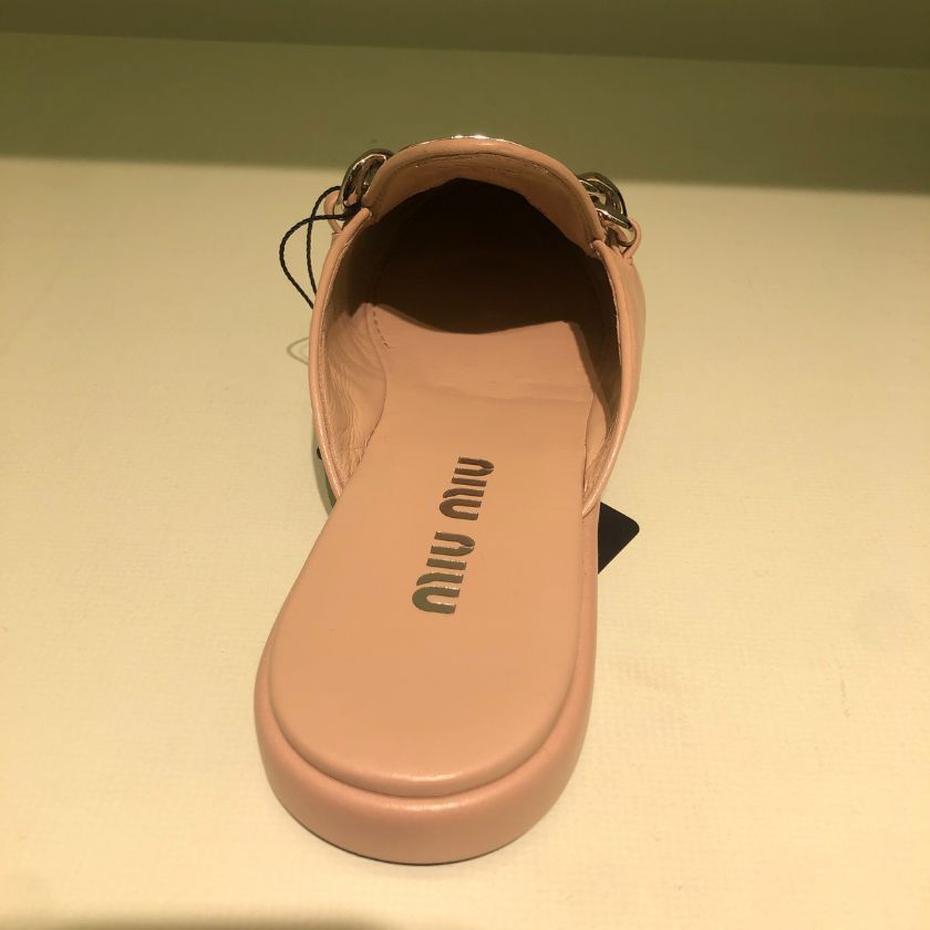 ６万取引突破★UPS速達便利用【MIUMIU】5D867D_011_シューズ 6万取引突破☆UPS速達便利用【MIUMIU】5D867D_011_シューズ