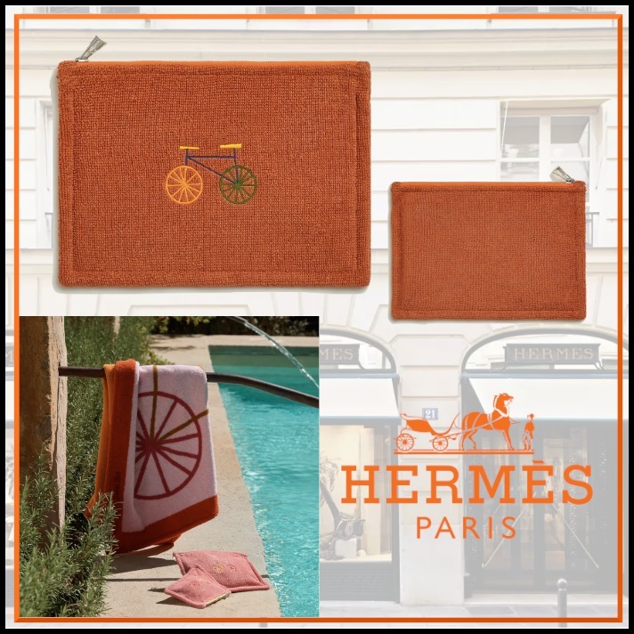 ほっこり Bicyclette刺繍が可愛いHermesLes Cabanes ポーチ ポーチ
