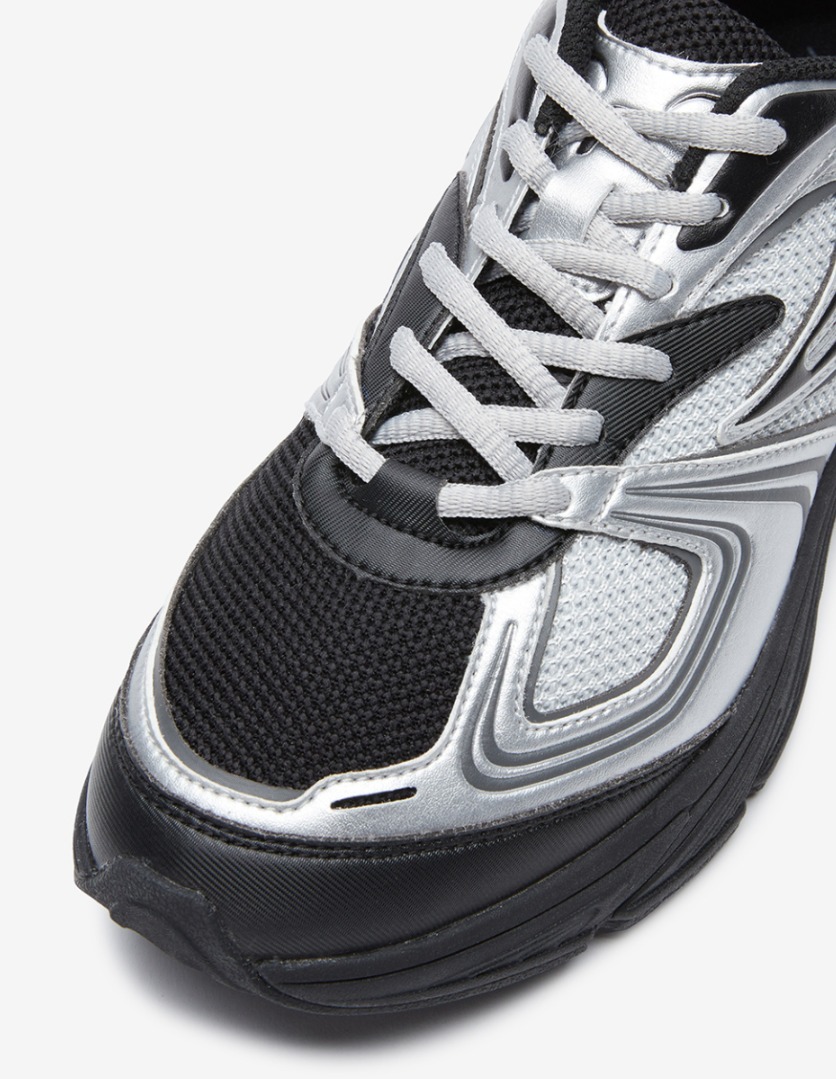 ☆送料・関税込☆FILA☆FILA INTERUN BLACK SILVER☆スニーカー