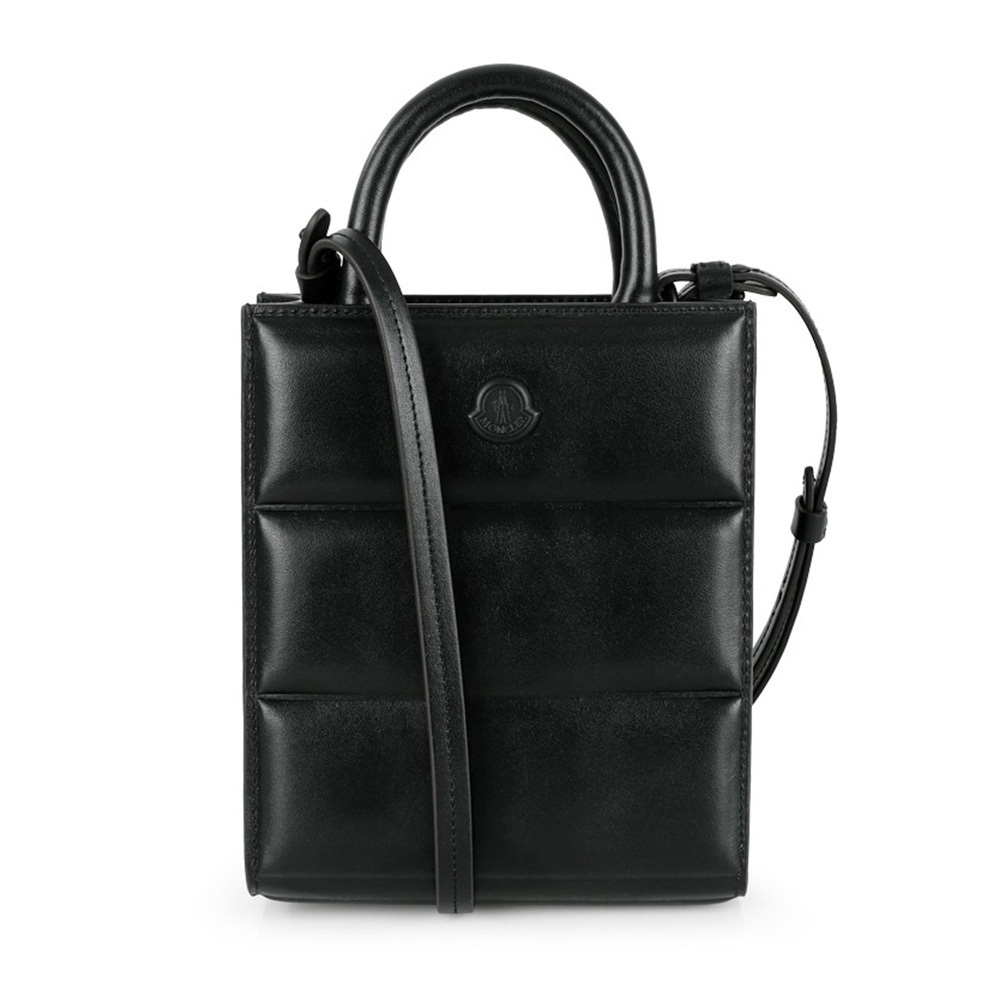 送料関税込み Moncler ニットトートバッグ MONCLER】MONOGRAM トートバッグ ニット素材 ロゴ (MONCLER