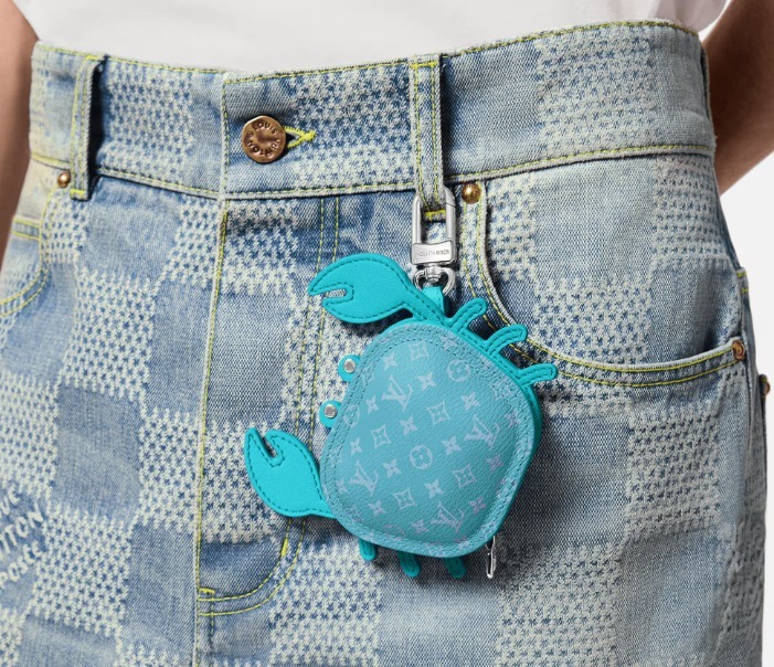 ヴィトンバッグチャームLV クラブM01930 蟹ブルー
