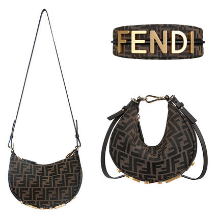【関税込み】FENDI☆ FENDESSENCE ホーボーバッグ ハンドバッグ ホーボーバッグ FENDI(フェンディ) バッグ・カバン(レディース