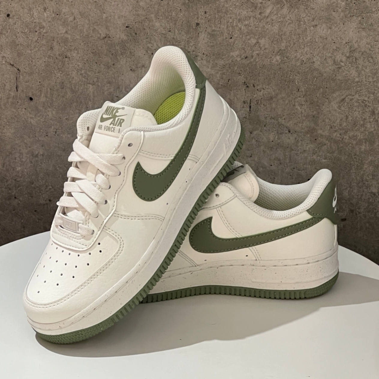 ◆NIKE◆WMNS AIR FORCE 1 LOW '07 SEE Oil Green DV3808-106