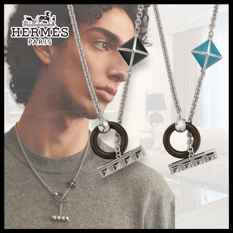 【コーデのアクセントに】HERMES《メドール XO》ネックレス