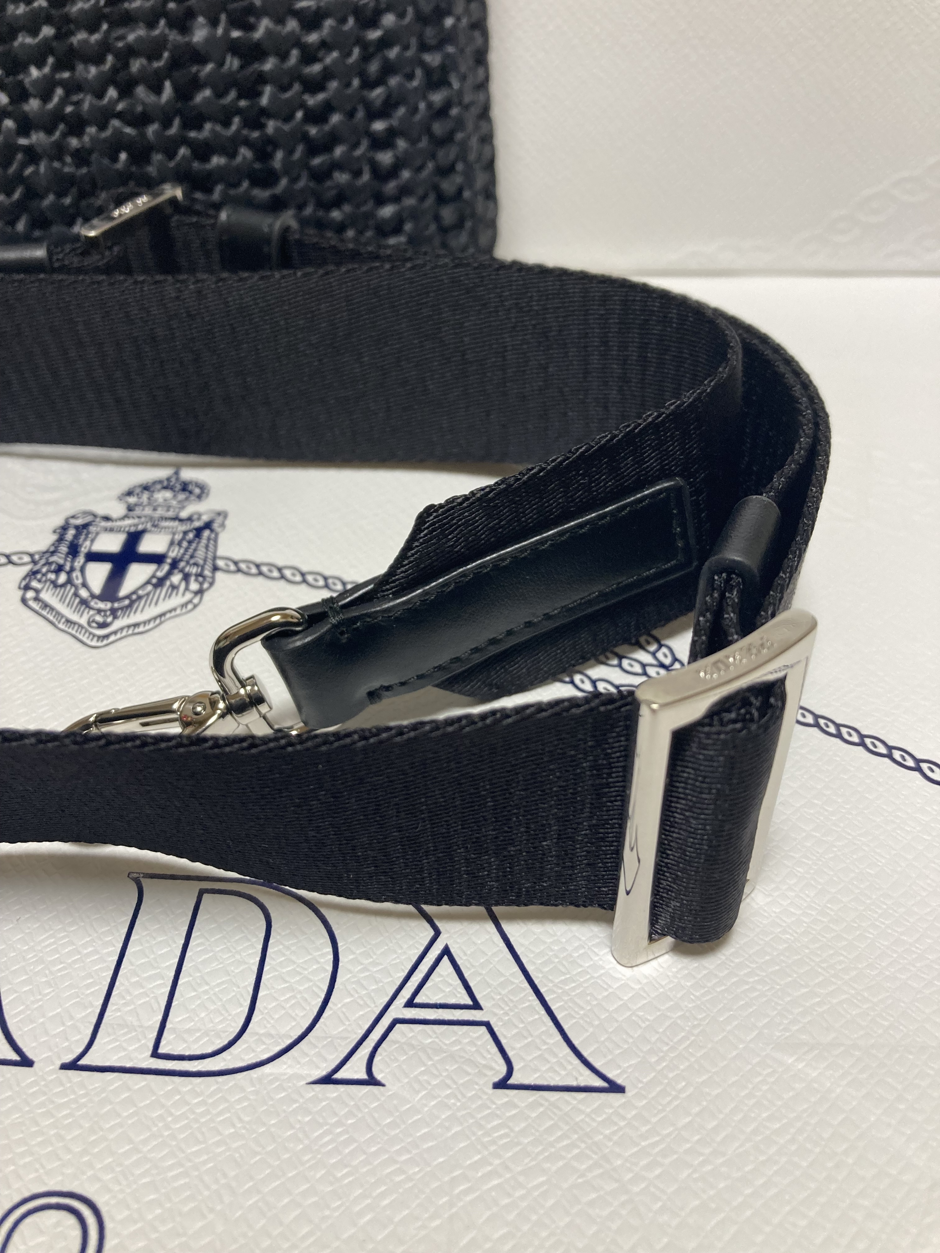 お気にいる】 新品⭐️プラダ ベルト PRADA iPhoneXS iPhoneX