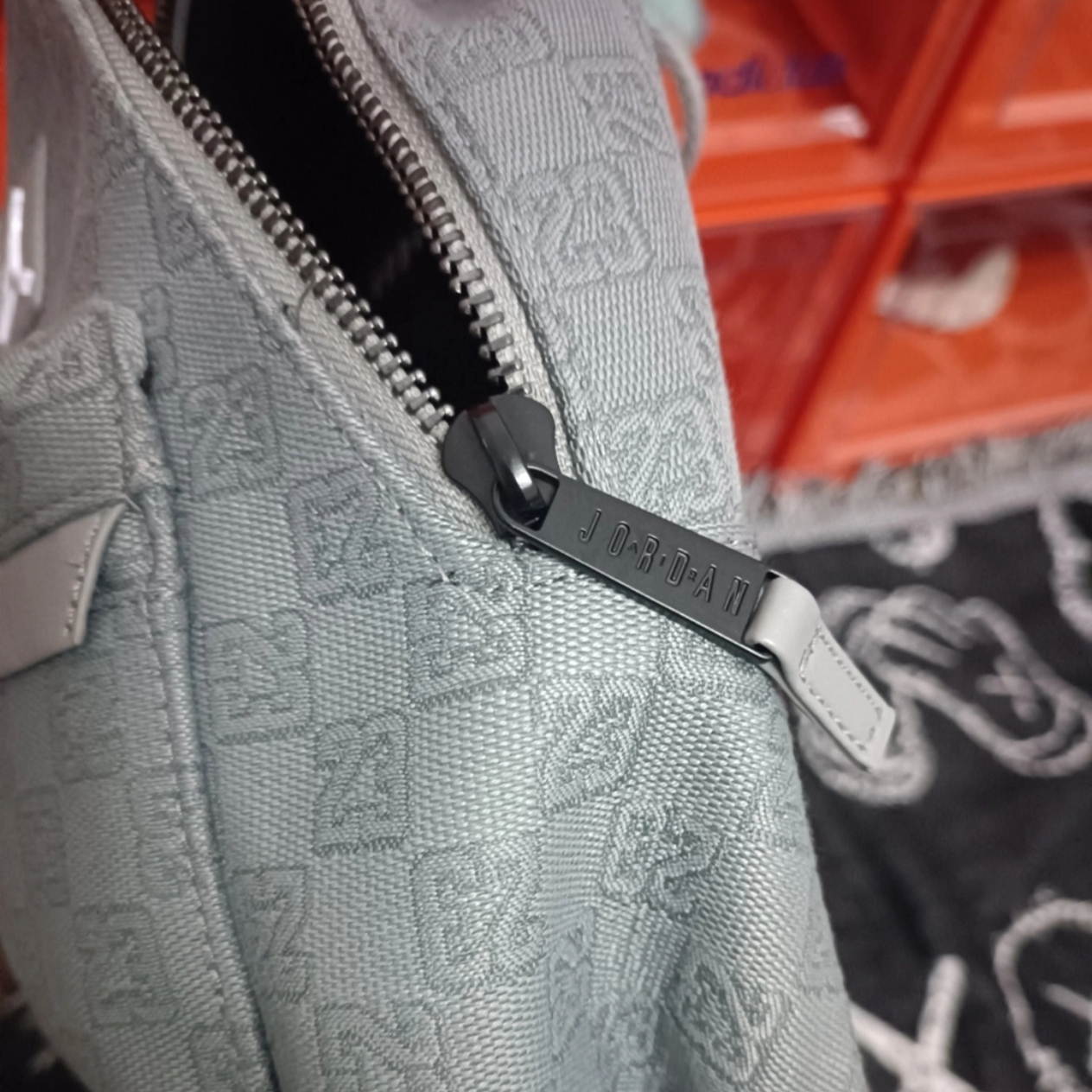 ◇ Jordan ◇ジョーダンの大容量のダブルショルダーバックパック