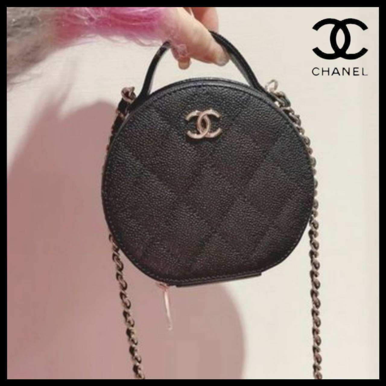 【丸いフォームが可愛い】CHANEL 丸型クラッチバッグ