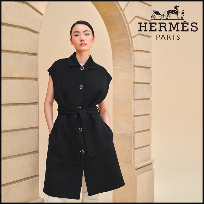 □オシャレ度アップ【 HERMES 】ベルト付きロングベスト (HERMES