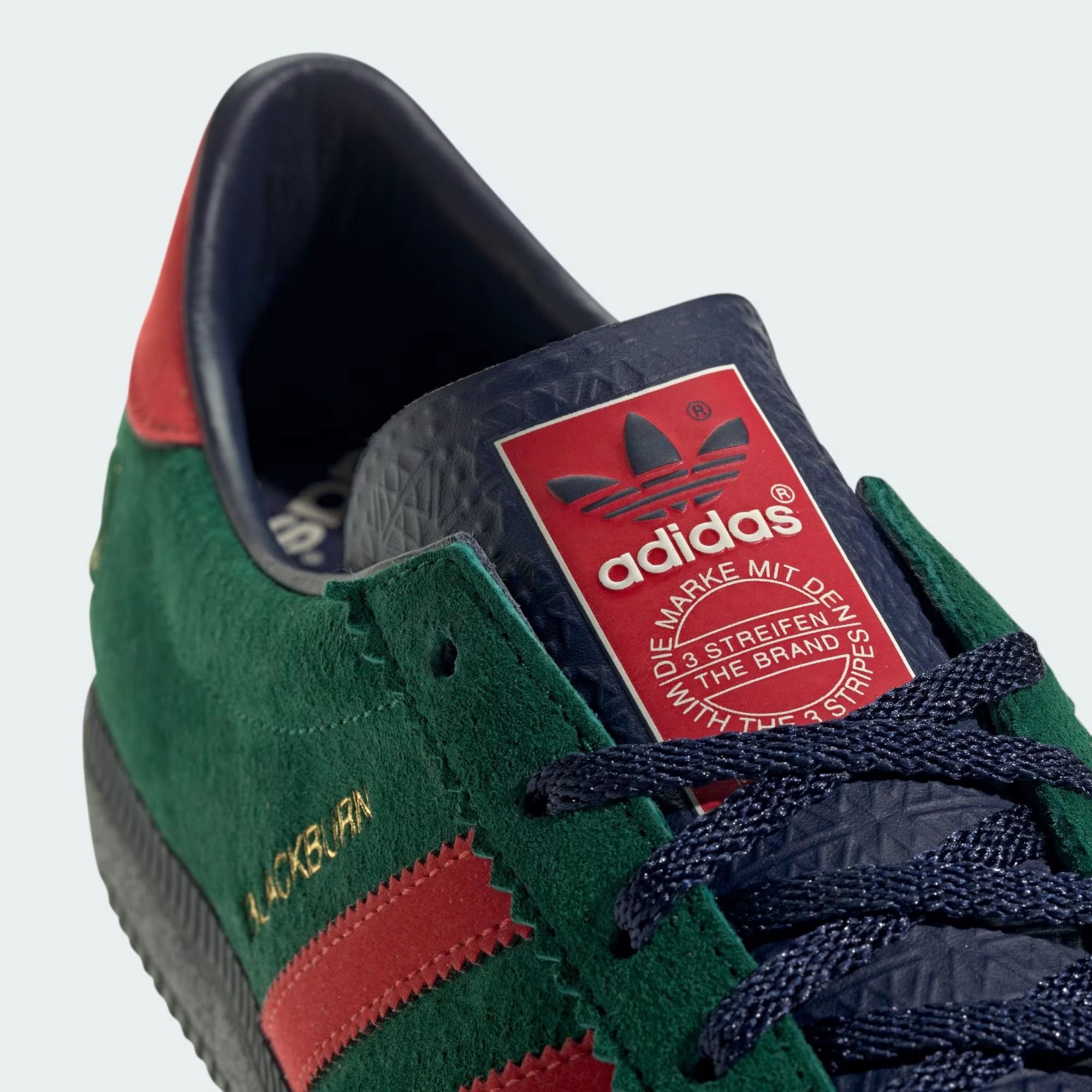 ☆adidas originals☆大人気☆BLACKBURN SPEZIAL☆追跡可