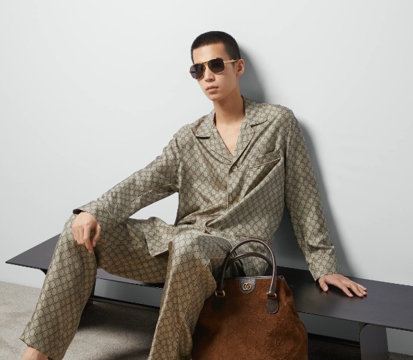 GUCCI《スプリーム プリント シルク ジャケット》ベージュ 直営