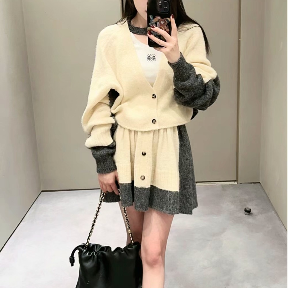 《ランウェイ》【LOEWE】セットアップ カーディガン スカート