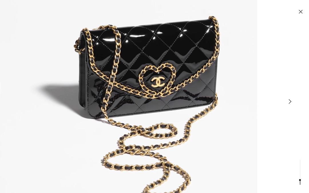 大人かわいいハートチェーン】シャネル クラッチバッグ (CHANEL