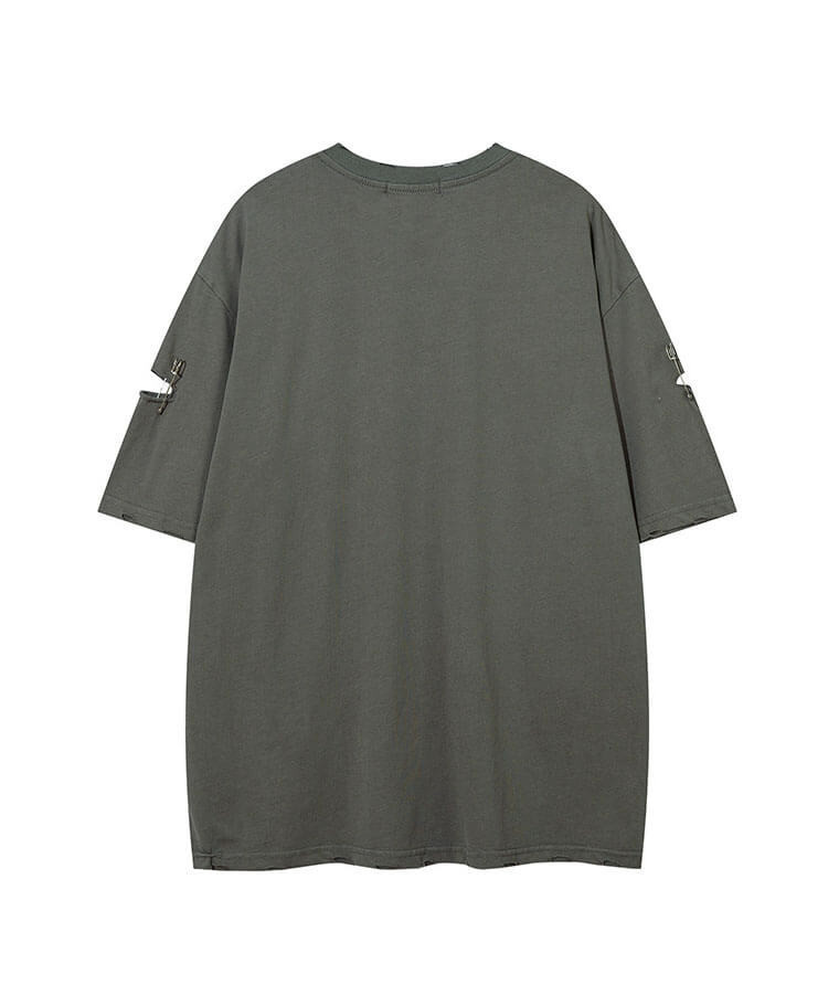 *URKOOL*安全ピン付き ブリーチ加工ダメージ Tシャツ*送料込み* URKOOL*安全ピン付き ブリーチ加工ダメージ Tシャツ*送料込み