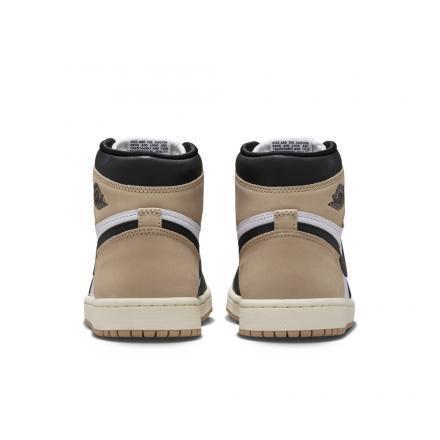 ☆NIKE☆SNSでも話題沸騰中の人気カラー「AJ1 ラテ」 (Nike