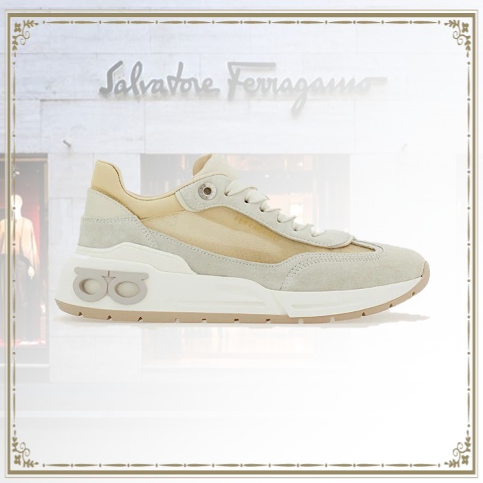 【★完売必至★】Salvatore Ferragamo ☆ スニーカー FERRAGAMO 'Nima' sneakers (FERRAGAMO/スニーカー) 760869STONE