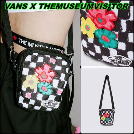 THE MUSEUM VISITOR(ザミュージアムビジター) ショルダーバッグ