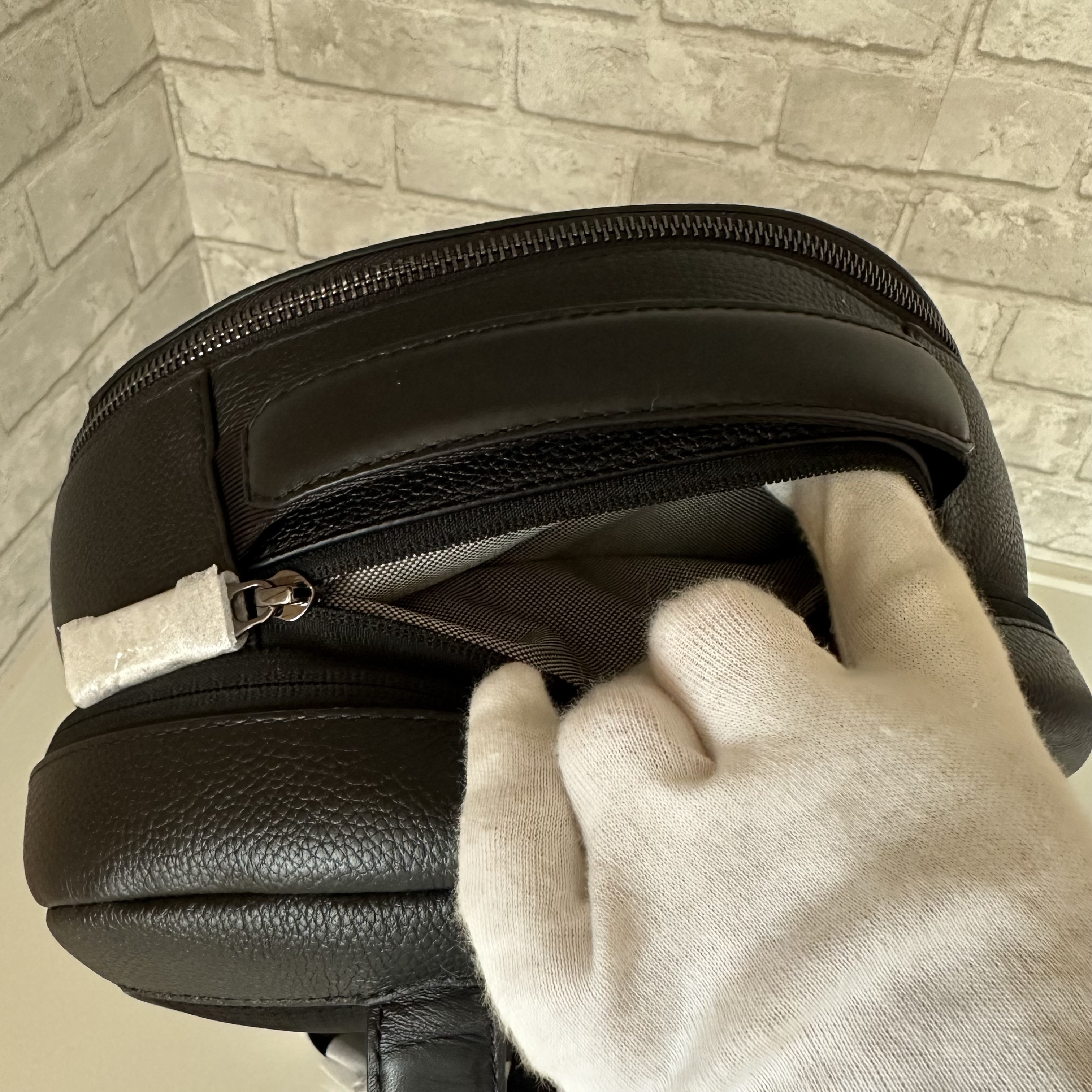 国内即発！【COLE HAAN】トライボロ バックパック ブラック
