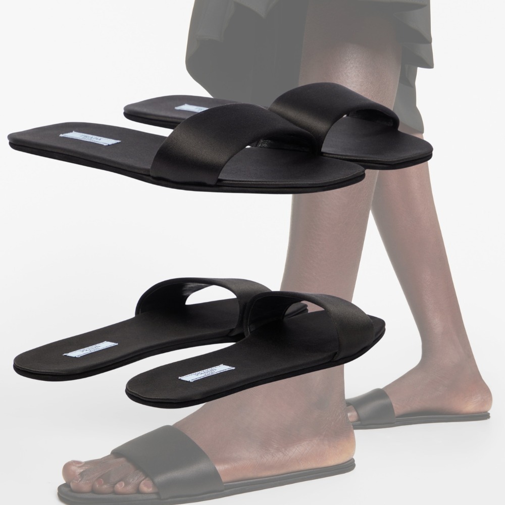 即発 ● MARNI マルニ サンダル ビジュー ハラコ 革 36 23cm 黒 即発 ○ MARNI マルニ サンダル ビジュー ハラコ 革 36 23cm 黒