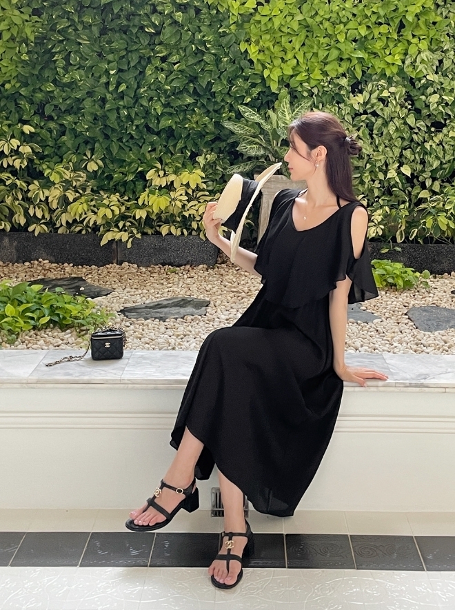 【I AM MARI】Randa Frill Off Shoulder Banding Long One Piece
