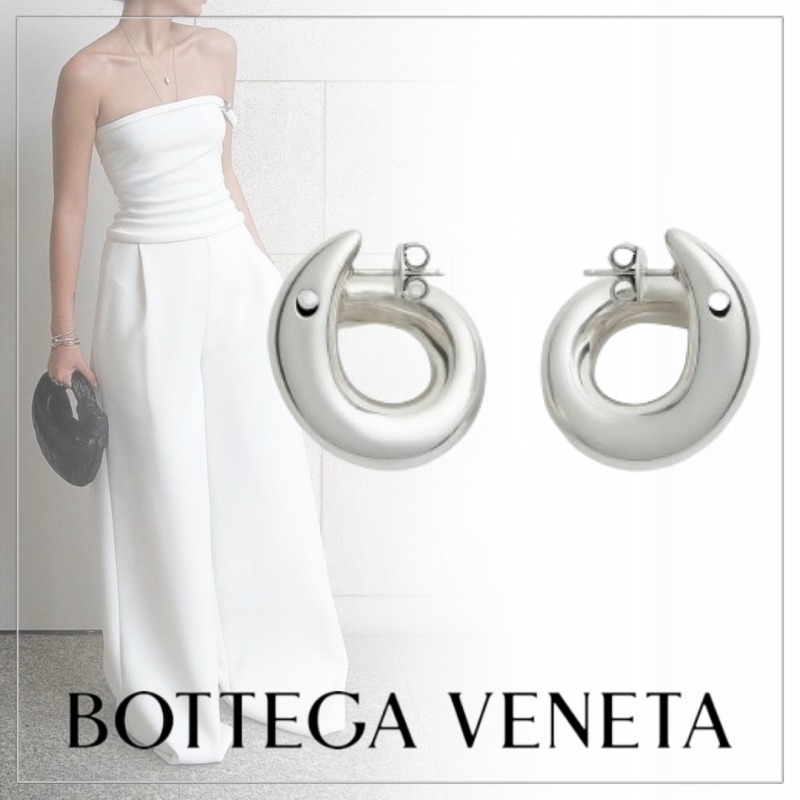 注目 BOTTEGA VENETA◆スターリングシルバー サーディン ピアス