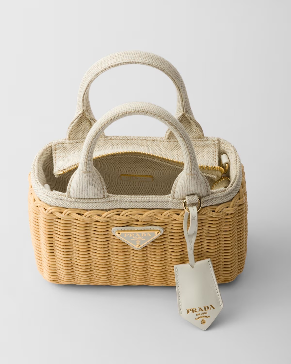 《送料無料》PRADA Mini wicker and linen blend tote bag