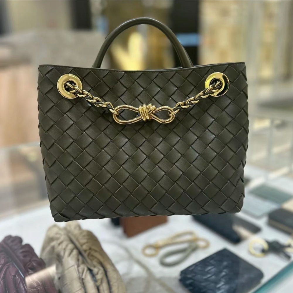 24SS★【BOTTEGA VENETA】スモール チェーン アンディアーモ