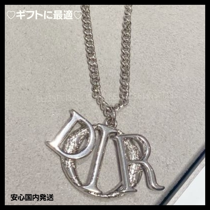 国内発送【新作】Dior Charm ペンダントネックレスメンズ