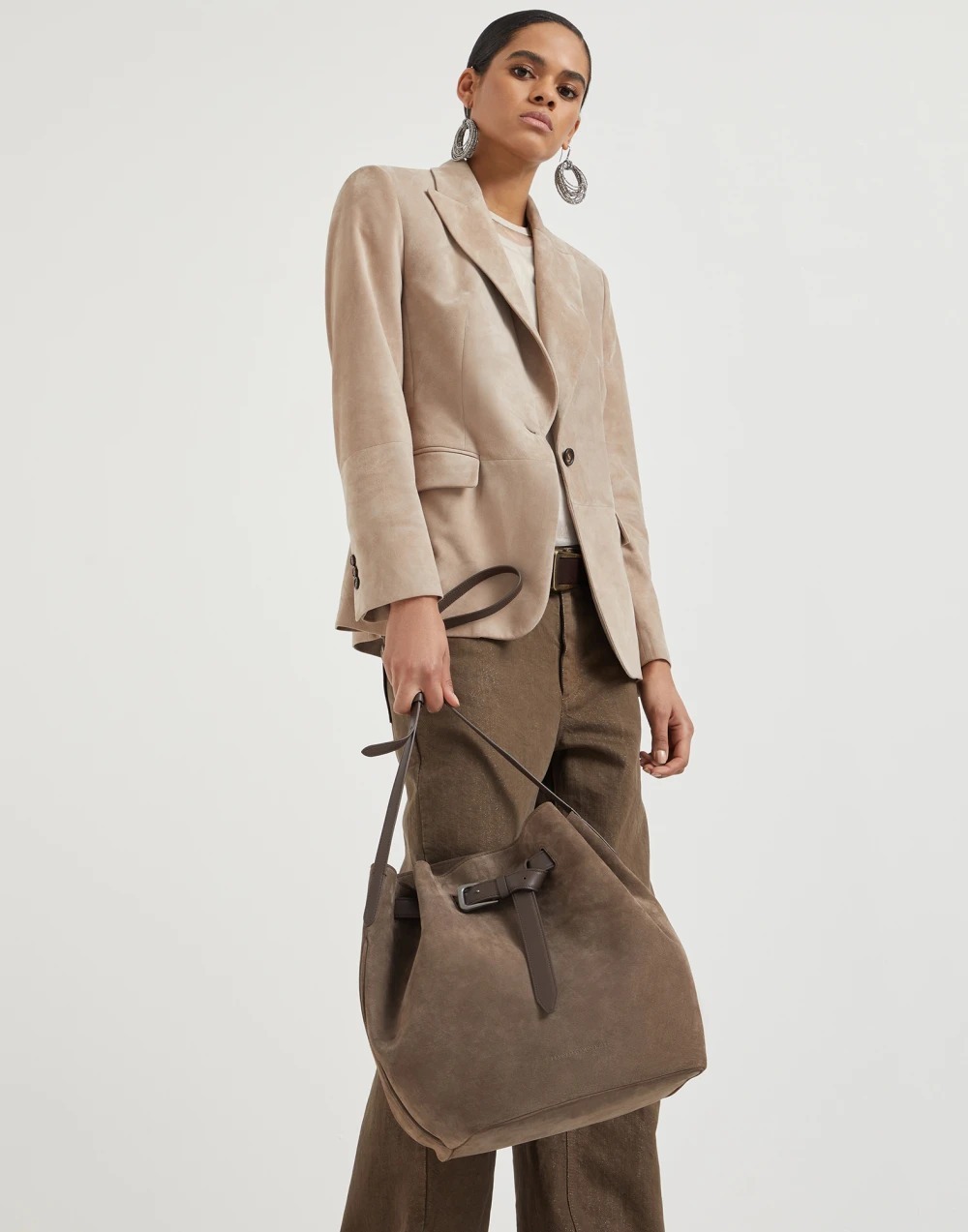 《送料無料》 BRUNELLO CUCINELLI Soft suede bag w Belt Detail