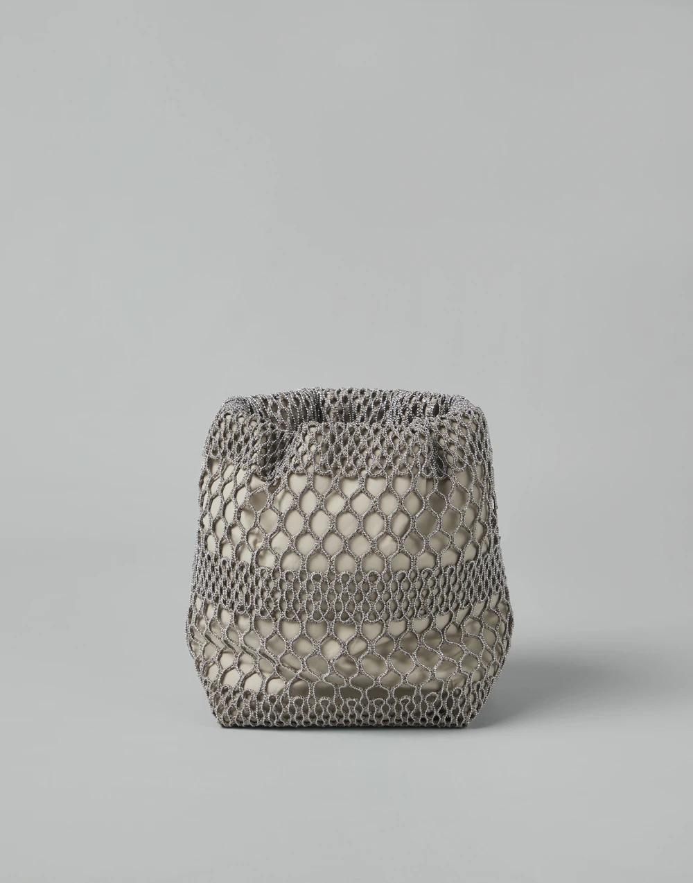 《送料無料》 BRUNELLO CUCINELLI Net Embroidery bucket bag