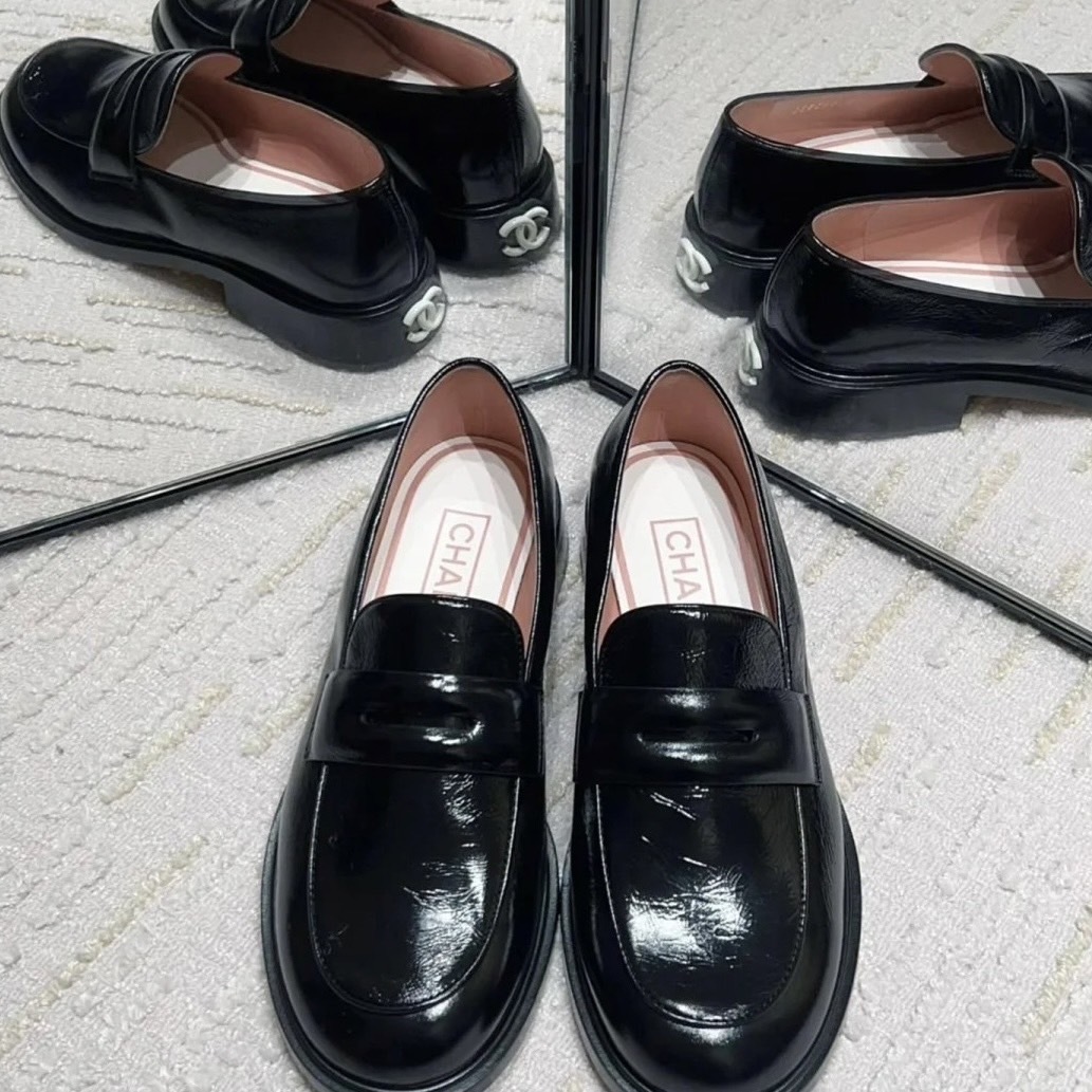 シンプルデザイン♪【CHANEL 】シャネル ローファー org.jpg