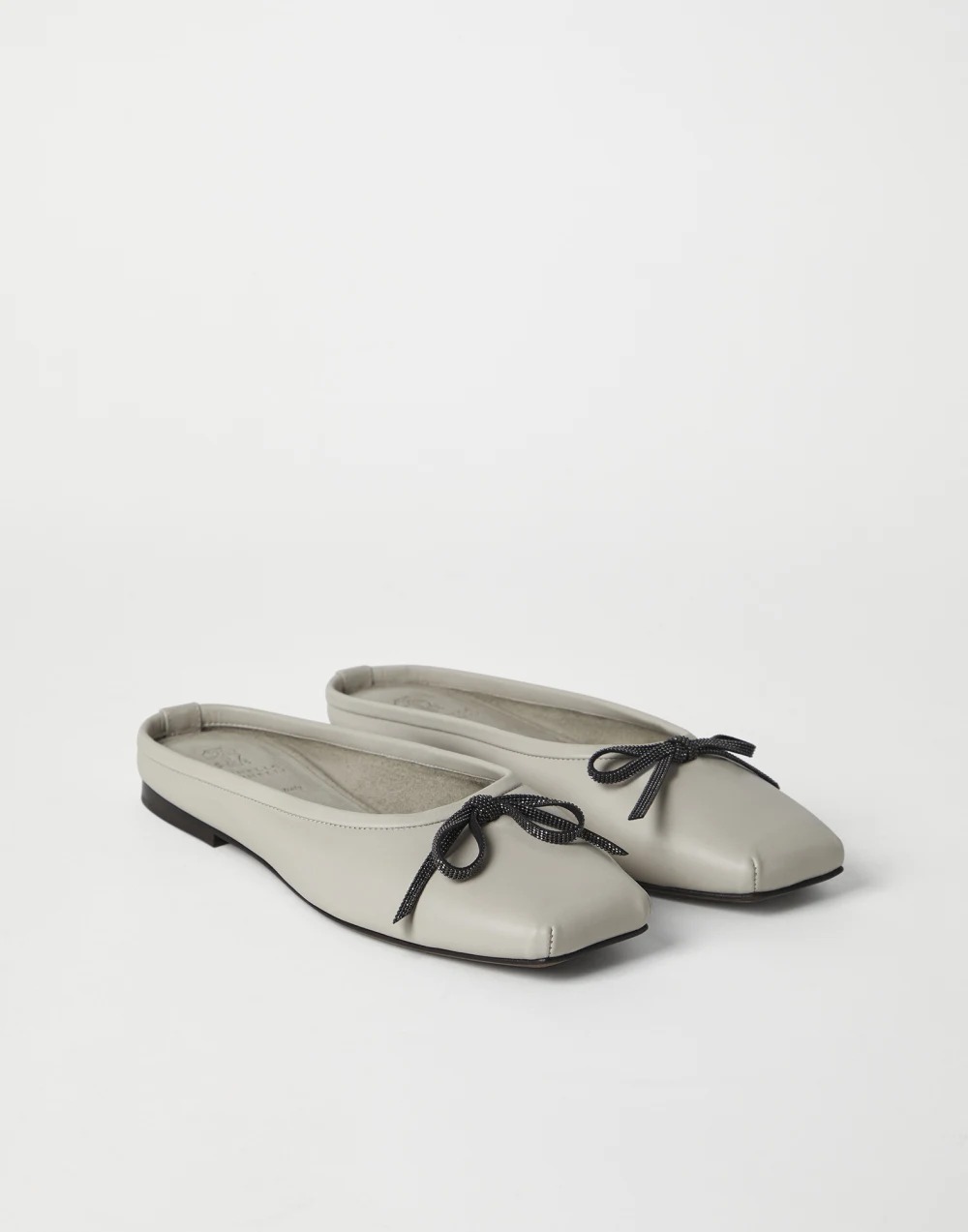 《送料無料》 BRUNELLO CUCINELLI Flats nappa with Shiny Bow