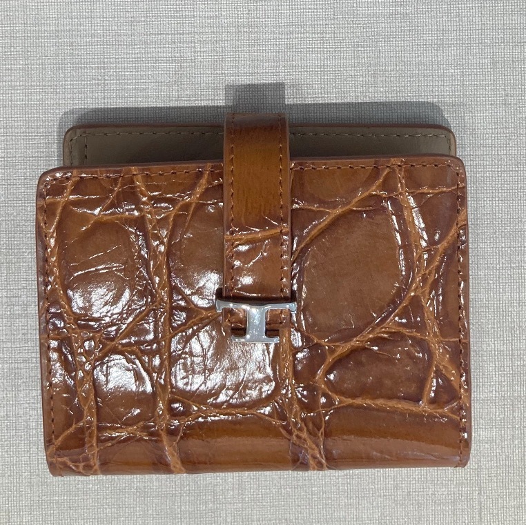 TOD'S ロゴ スモール 折りたたみ財布