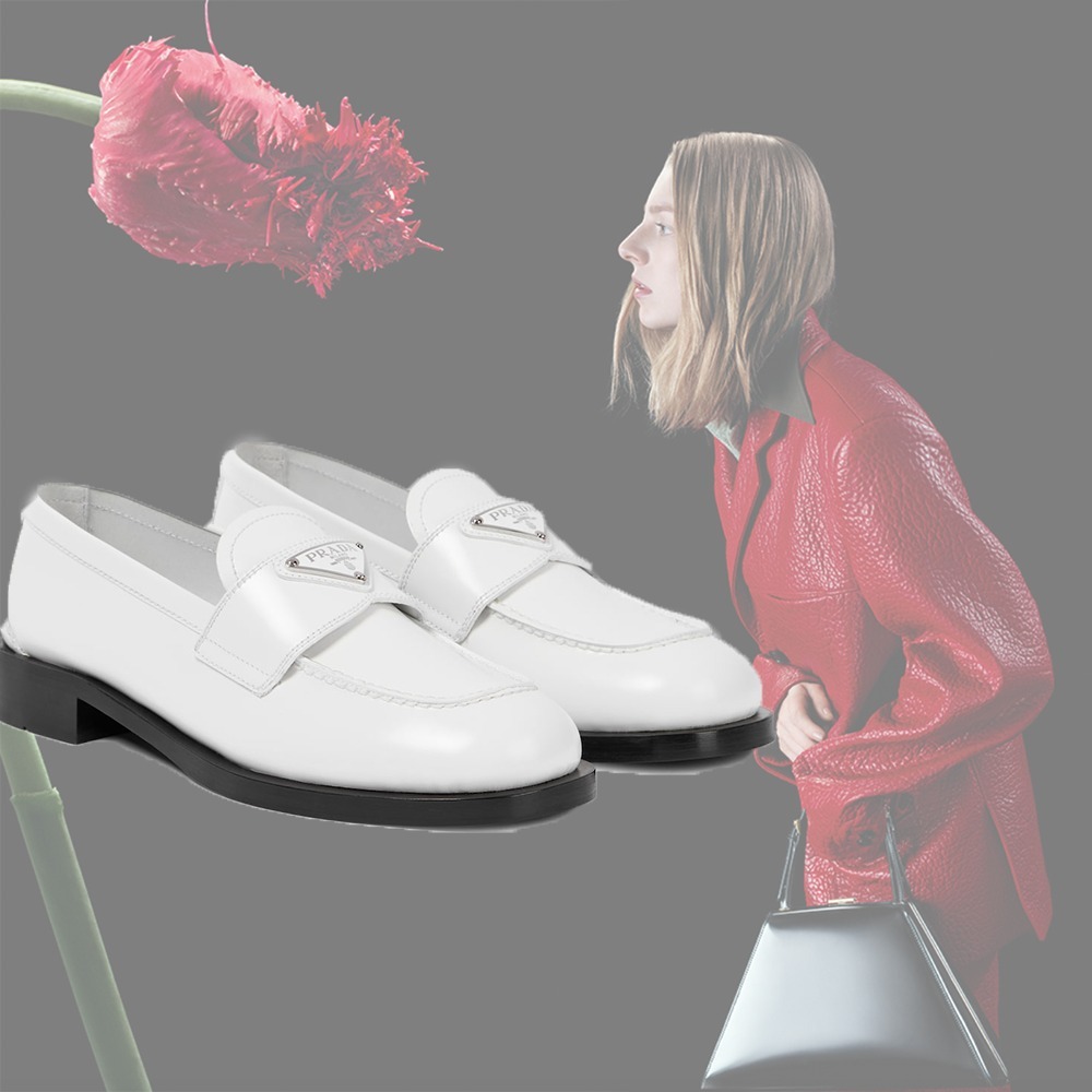 【希少】 PRADA ロゴ入り カーフスキンレザー ローファー