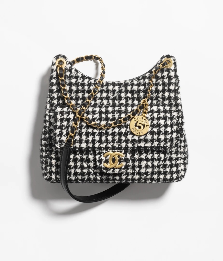 《24A》素敵♪【CHANEL】シャネル ホーボーバッグ