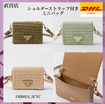追跡送料込 直営店買付 PRADA ショルダーストラップ付ミニバッグ