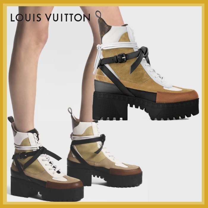 Louis Vuitton《ローリエート アンクルブーツ》ベージュ 直営店