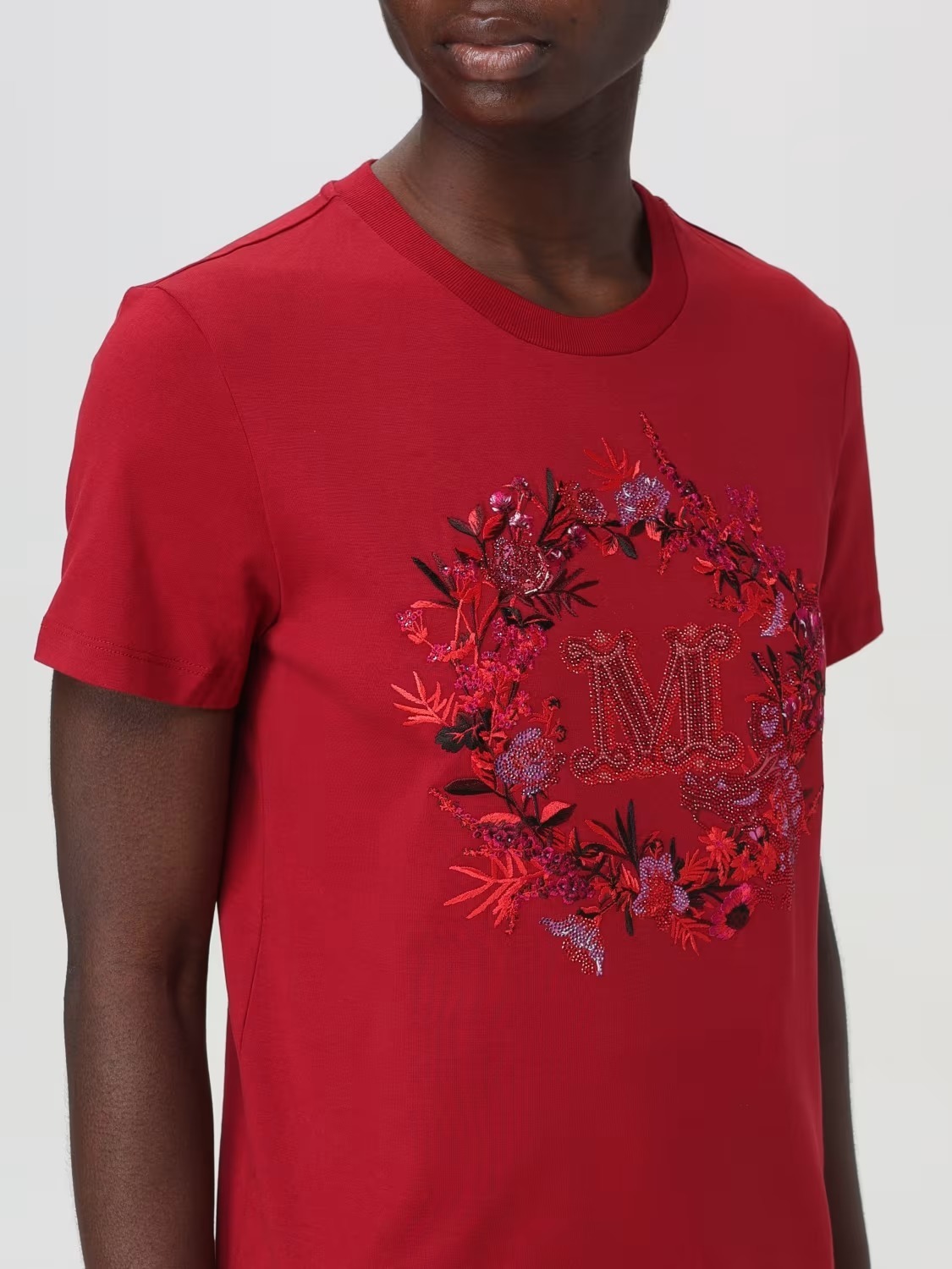 《送料無料》 MAXMARA Cotton T-shirt with embroidered pocket