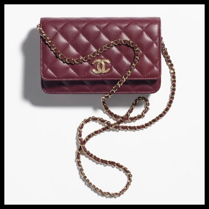 ☆CHANELカラー☆【CHANEL】シャネル チェーンウォレット