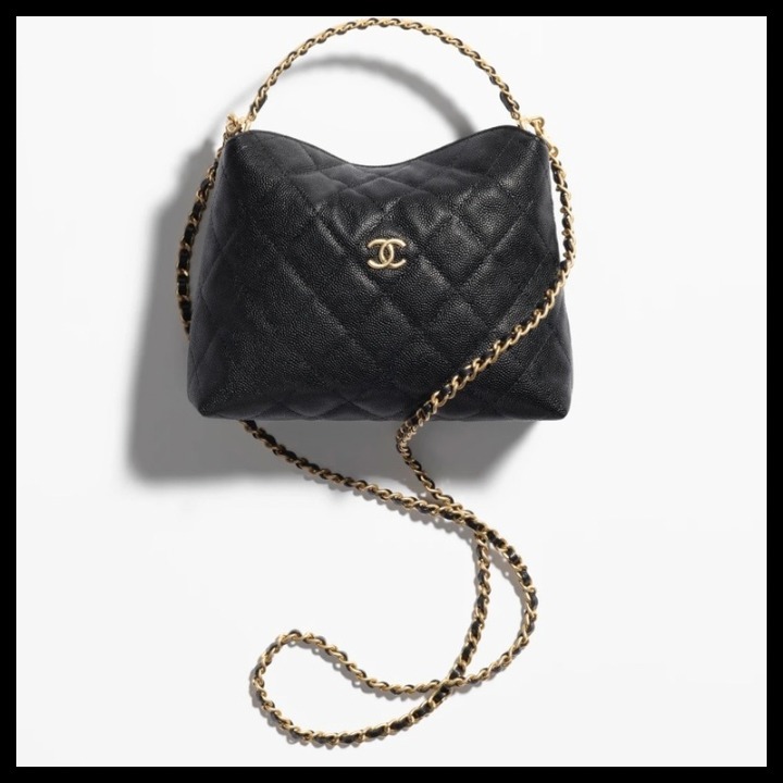 ☆可愛い形☆【CHANEL】シャネル チェーンクラッチ