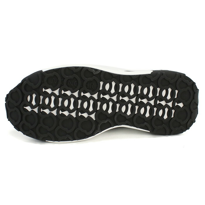【国内即発】MONCLER メンズスニーカー 4M00230 LUNAROVE 999 国内即発】MONCLER メンズスニーカー 4M00230 LUNAROVE 999