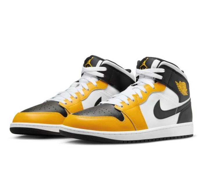 送料関税込み AIR Jordan 1 Mid スニーカー ジョーダン1 国内買付【NIKE】エア ジョーダン 1 MID スニーカー